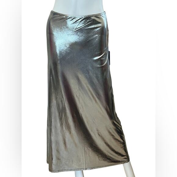 New ~ INDIGO SUN ~  Elastic Waist Silver Midi Skirt Size M - Picture 1 of 4